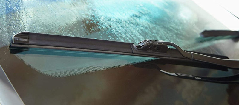 Michelin 20 inch Radius Premium Beam w/ Frameless Curved Design Wiper Blade