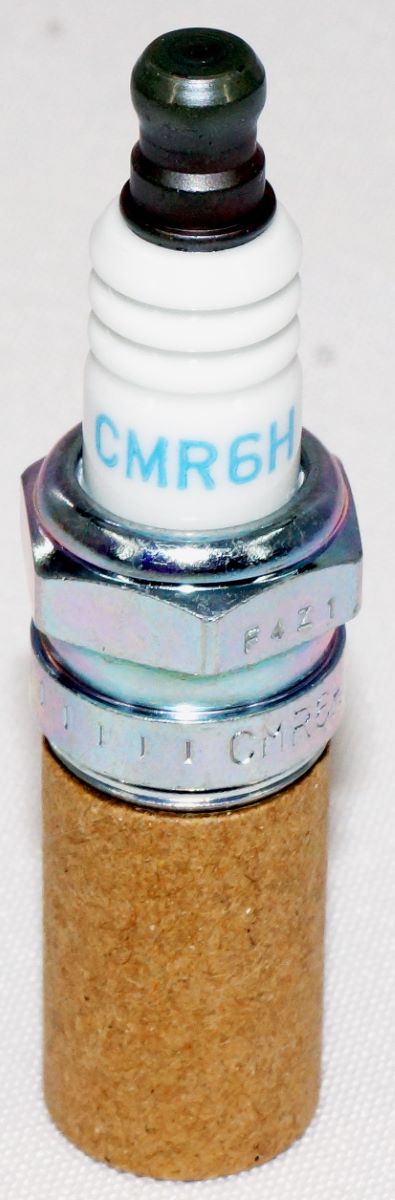NGK 3365 CMR6H Spark Plug Fits Stihl Kombi Jonsred Poulan Pro