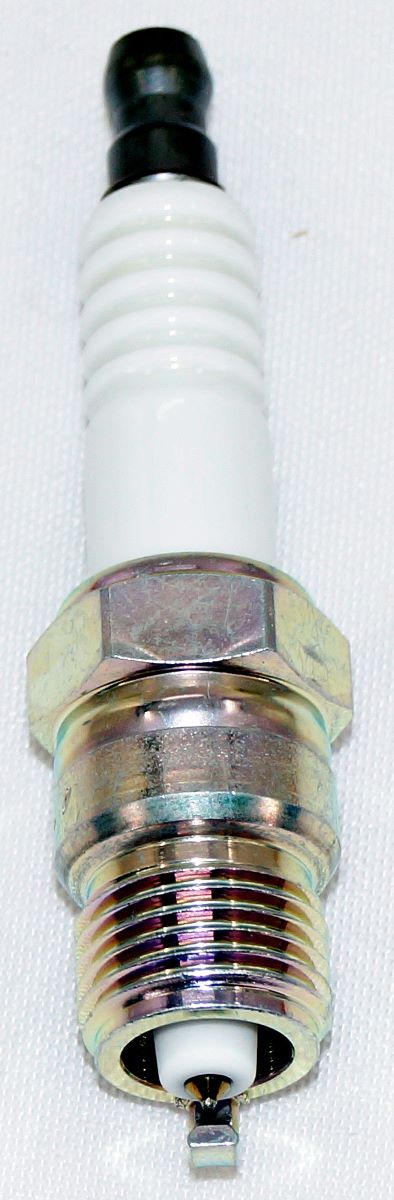 NGK 3547 G-Power Platinum Spark Plug UR5GP