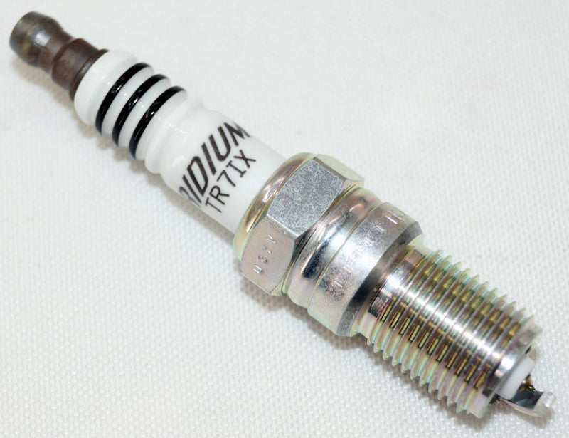 NGK 3690 Spark Plug Iridium IX TR7IX