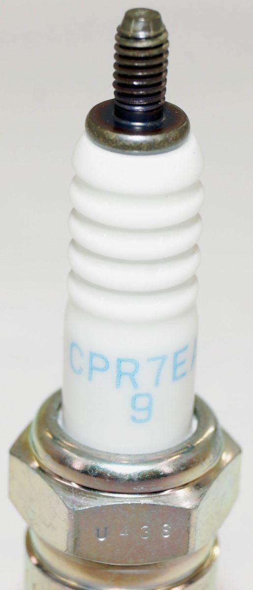 NGK 3901 Spark Plug CPR7EA9 Kawasaki Yamaha Honda