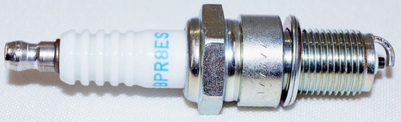 NGK 3923 BPR8ES Nickel Spark Plug