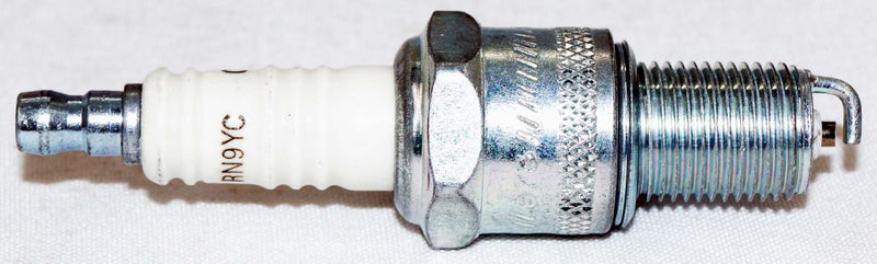 Champion Copper Plus 415 Spark Plug RN9YC