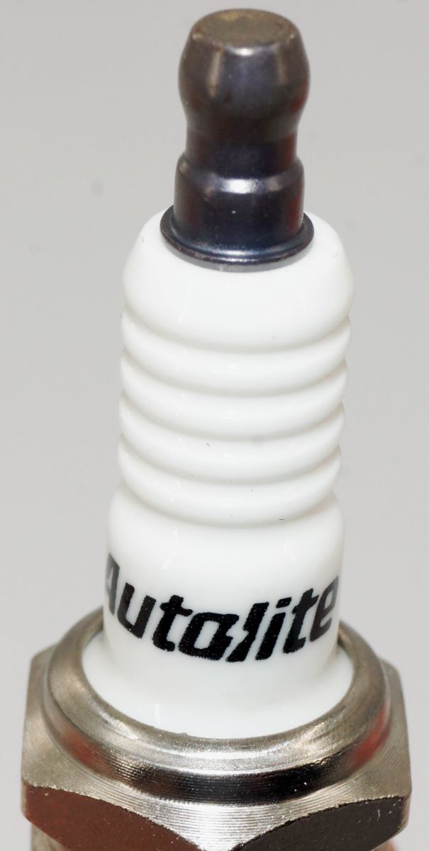 Autolite 437 Nickel Spark Plug Copper Non-Resistor