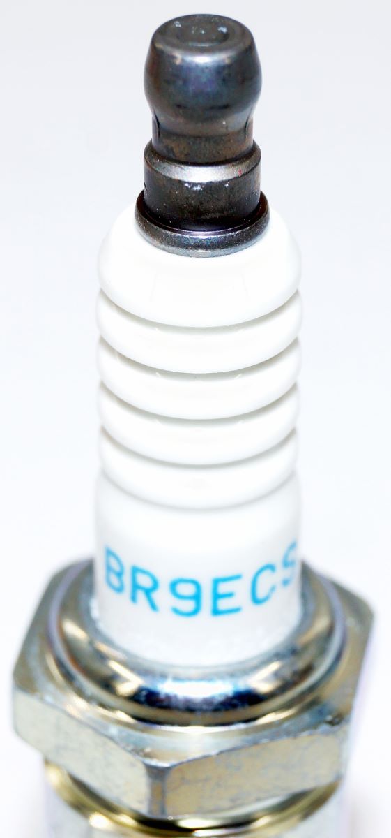 NGK 4677 BR9ECS Nickel Spark Plug