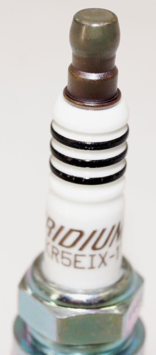 NGK 5464 Iridium IX Performance Spark Plug Premium