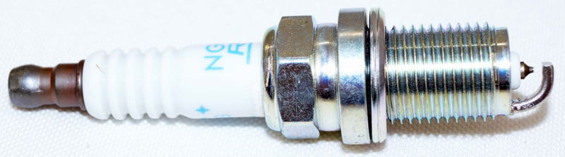 NGK 5555 PFR6G-11 Laser Platinum Spark Plug