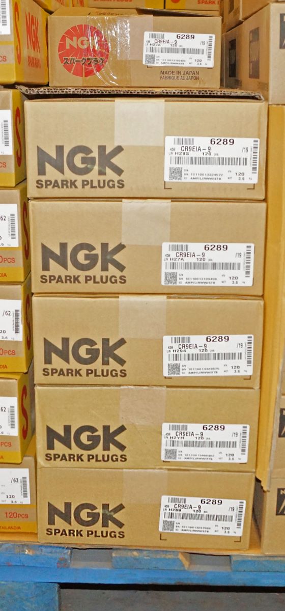 NGK 6289 Spark Plug CR9EIA9 Lazer Iridium CR9EIA-9
