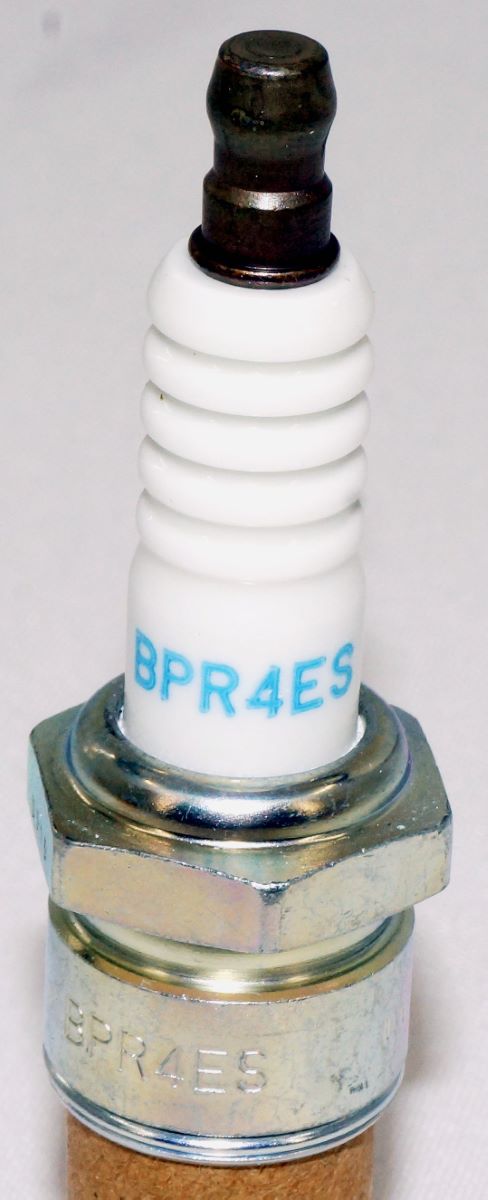 NGK 6578 Standard Spark Plug BPR4ES for Many Classic Cars and Engines