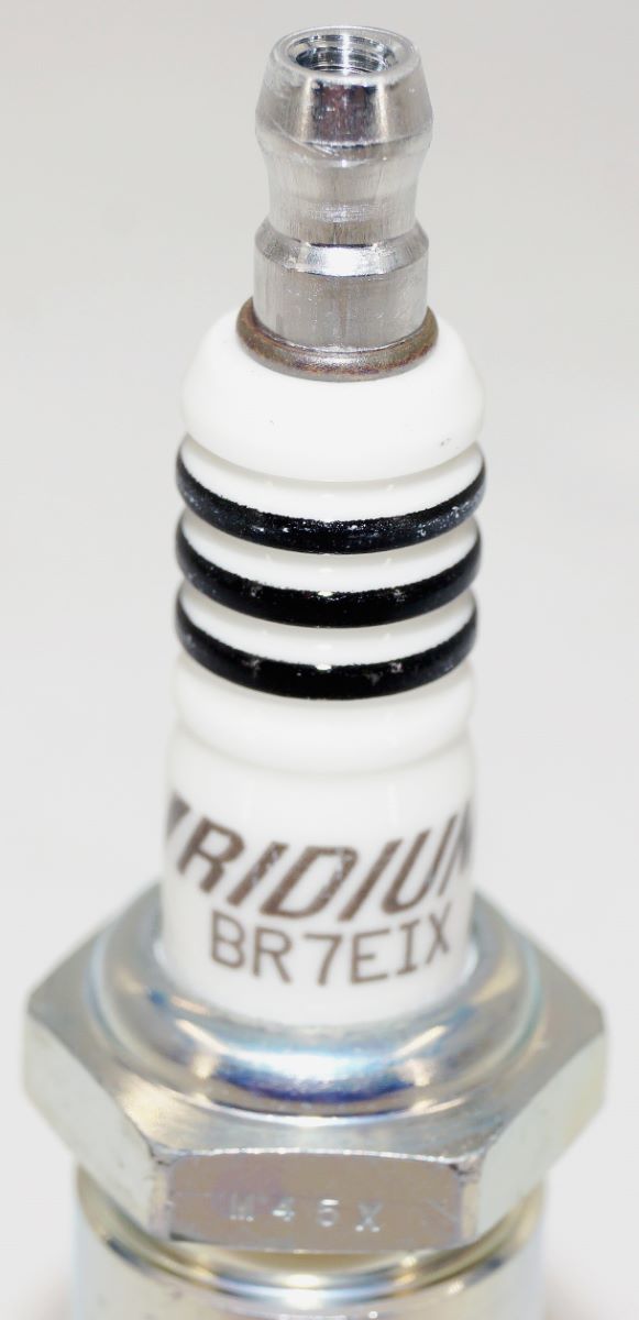 NGK 6664 Spark Plug Iridium IX BR7EIX