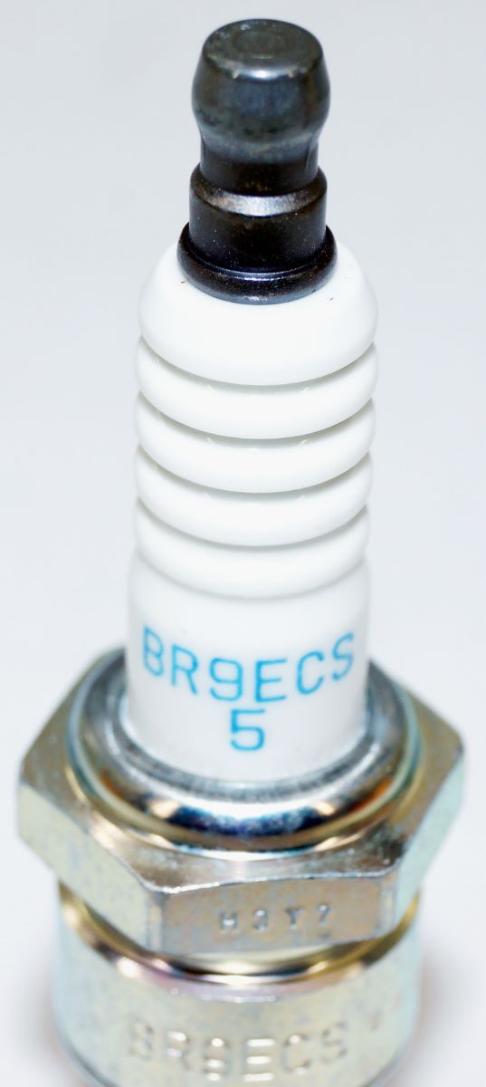 NGK 6669 BR9ECS-5 Nickel Spark Plug