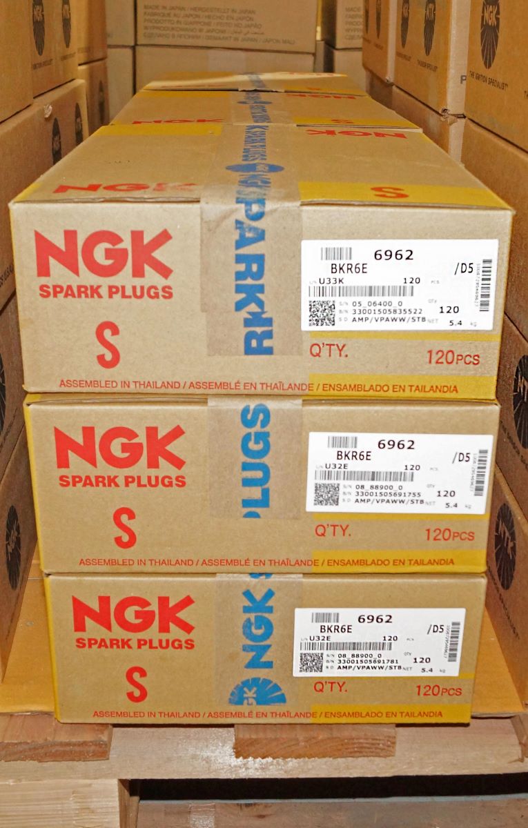 NGK 6962 Spark Plug V-power BKR6E