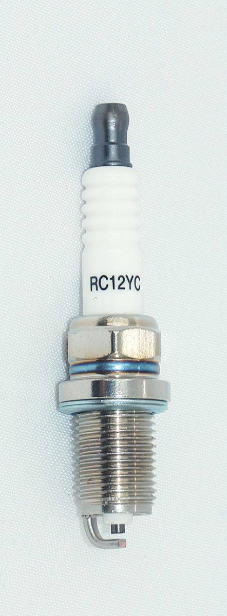 Champion Spark Plug 71 Copper Plus RC12YC 71G