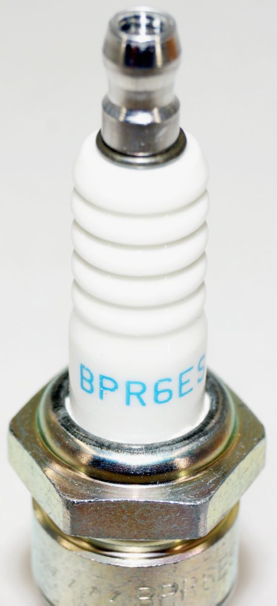 NGK 7131 Nickel Spark Plug BPR6ES for Porsche Renault Suzuki Plymouth VW Audi MG