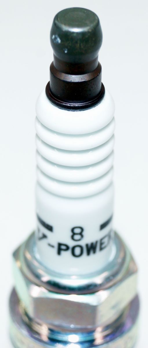 NGK 7173 R5672A-8 Racing Plug