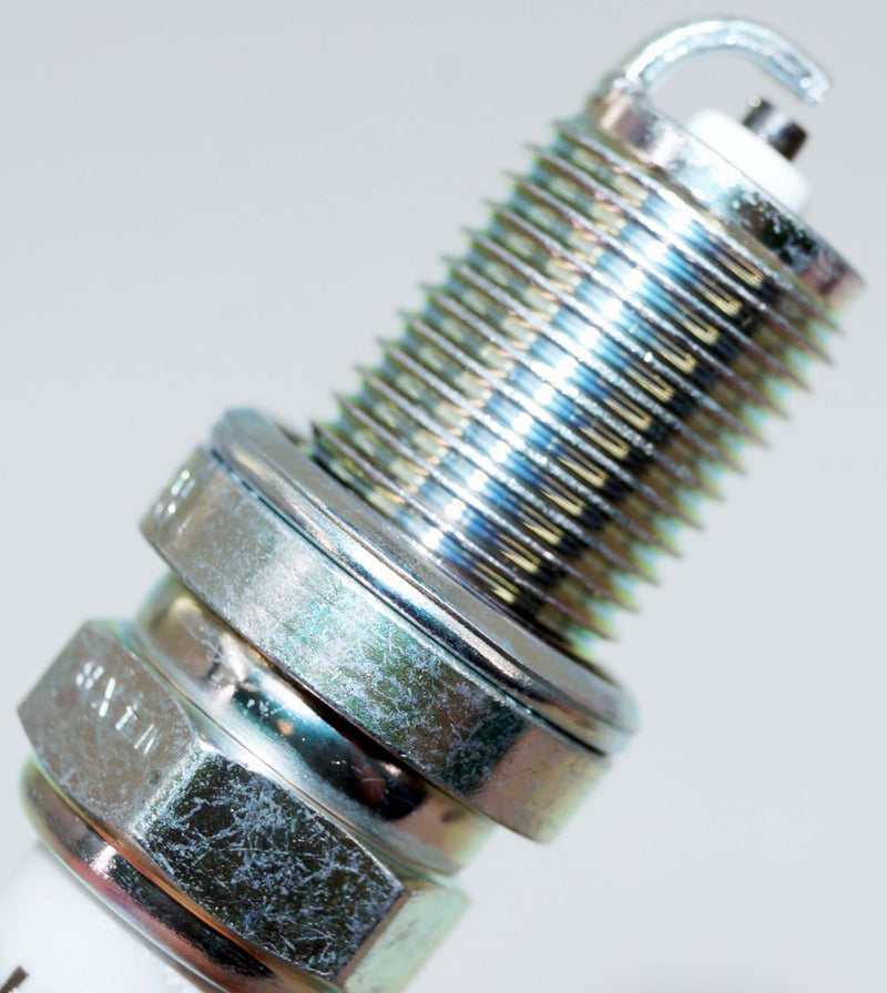 NGK 7173 R5672A-8 Racing Plug