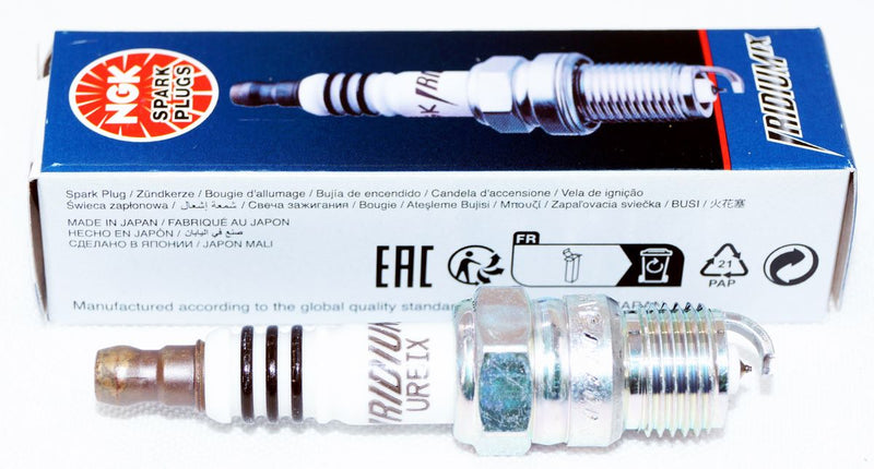 NGK 7177 UR5IX Iridium IX Spark Plug