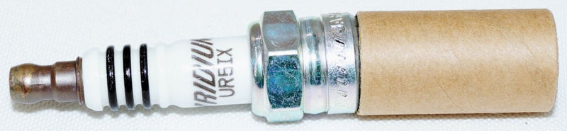 NGK 7177 UR5IX Iridium IX Spark Plug