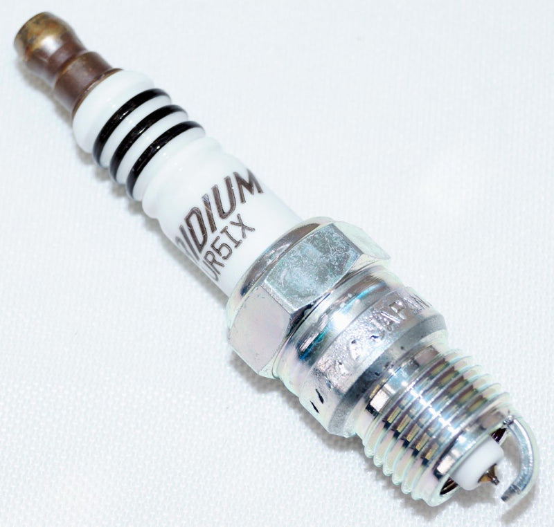 NGK 7177 UR5IX Iridium IX Spark Plug