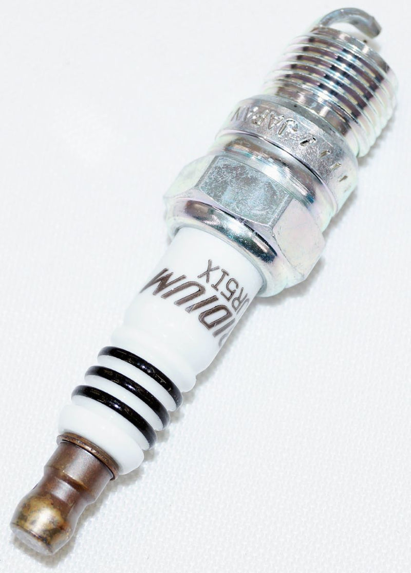 NGK 7177 UR5IX Iridium IX Spark Plug