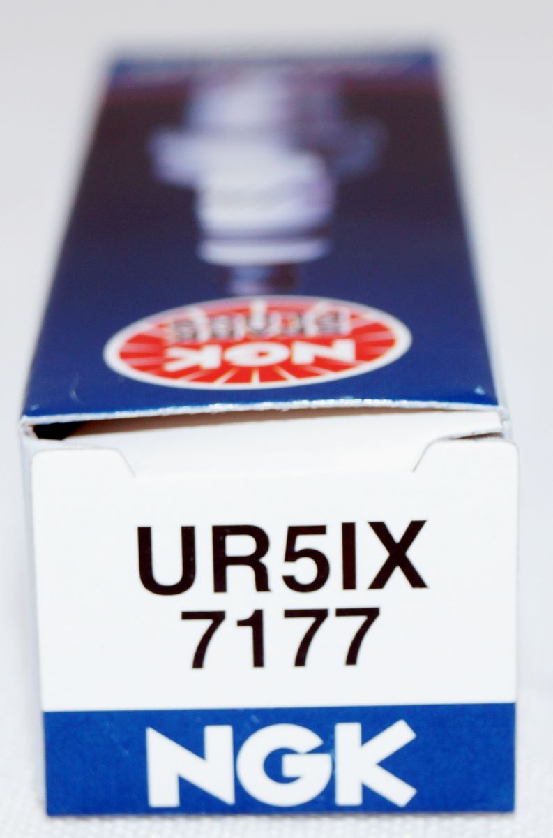 NGK 7177 UR5IX Iridium IX Spark Plug