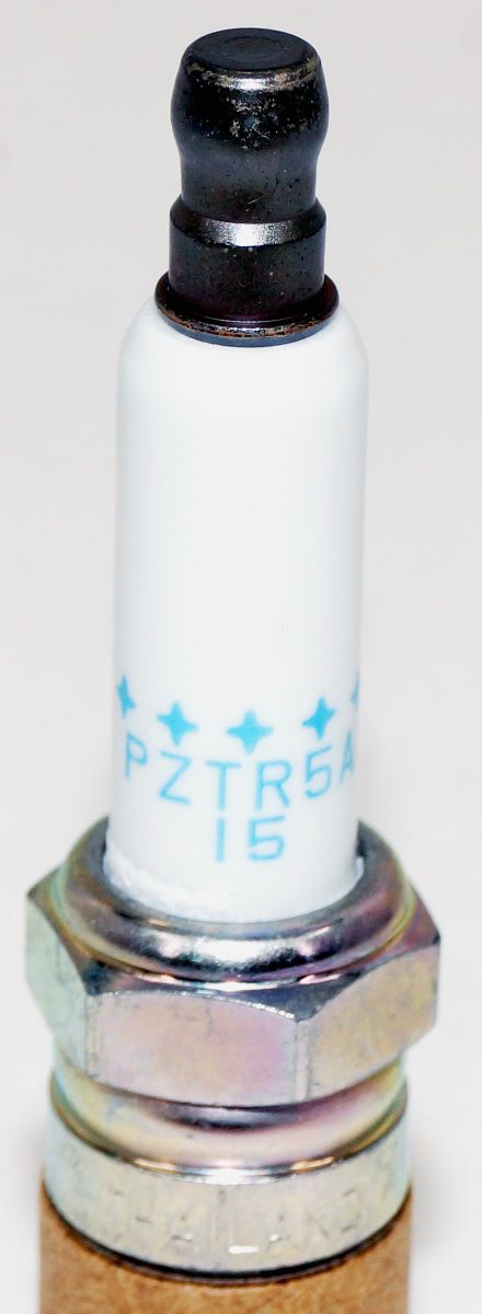 NGK 7862 PZTR5A-15 Laser Platinum Spark Plug fits select 1982-2007 GM