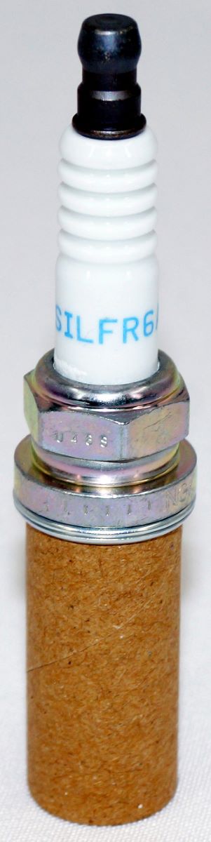NGK 7913 Iridium Spark Plug SILFR6A