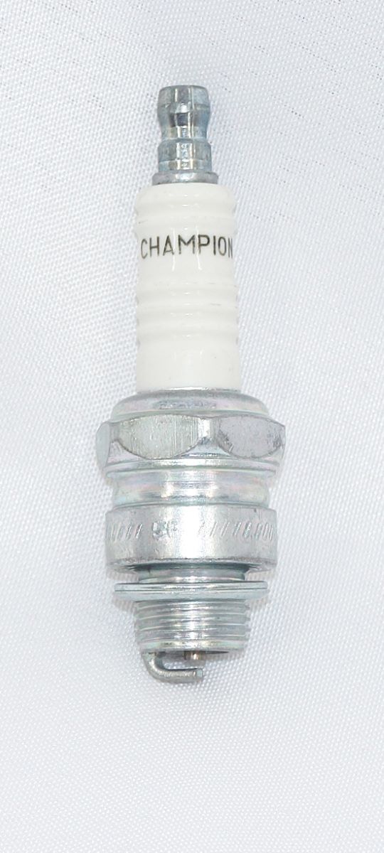 Champion 841 J8C Copper Plus Spark Plug for GM Mopar Jeep & Small Engines