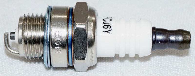 Champion Copper Plus 852 Spark Plug RCJ6Y
