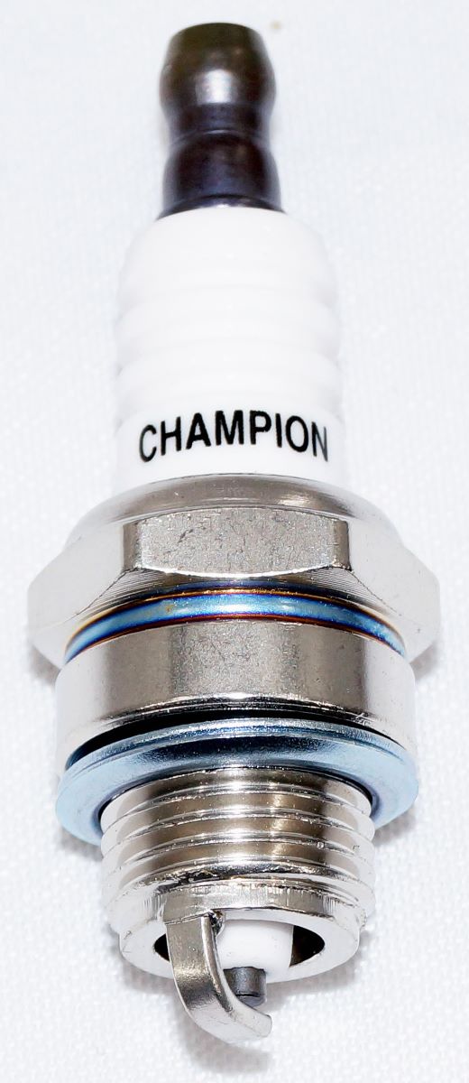 Champion Copper Plus 852 Spark Plug RCJ6Y