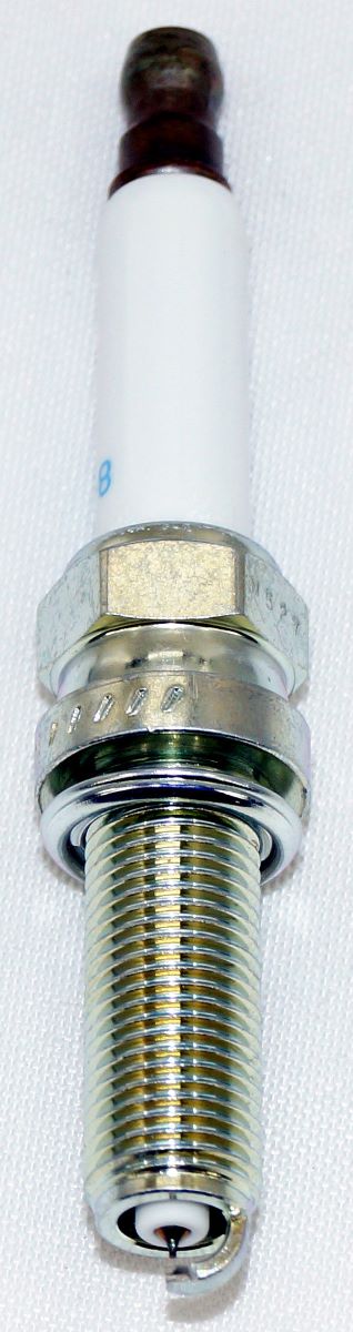 NGK 92288 LMAR8AI-8 Laser Iridium Spark Plug