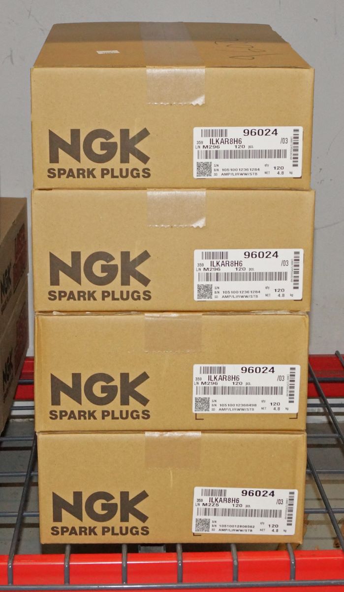 NGK 96024 Laser Iridium Spark Plug ILKAR8H6