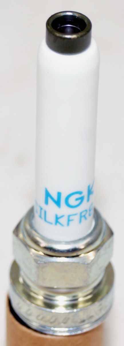 NGK 96698 SILKFR8A6 Laser Iridium Spark Plug