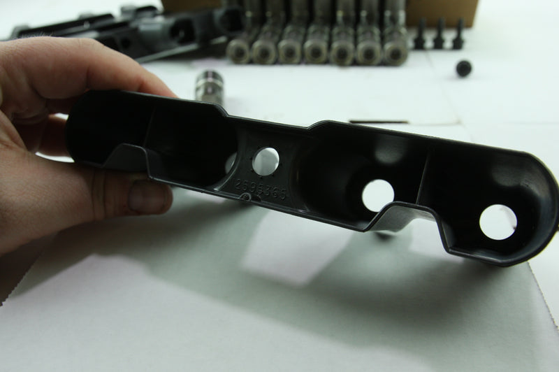 Genuine GM Lifters 17122490 HL124 [16] Guides 12595365 [4] Bolts 12551163 [4] - Image 3