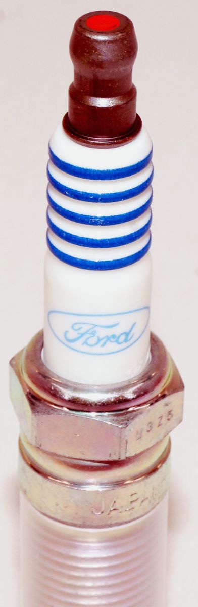 Motorcraft SP594 Ford CYFS12YRT3 Spark Plugs Replaces SP542 SP578